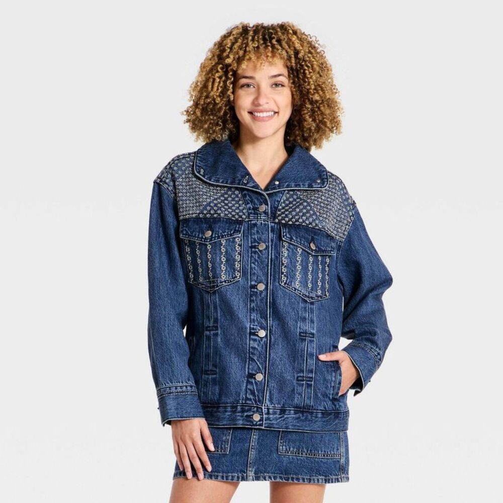 Women's Oversized Embroidered Denim Jacket - Universal Thread Medium Wash XS
